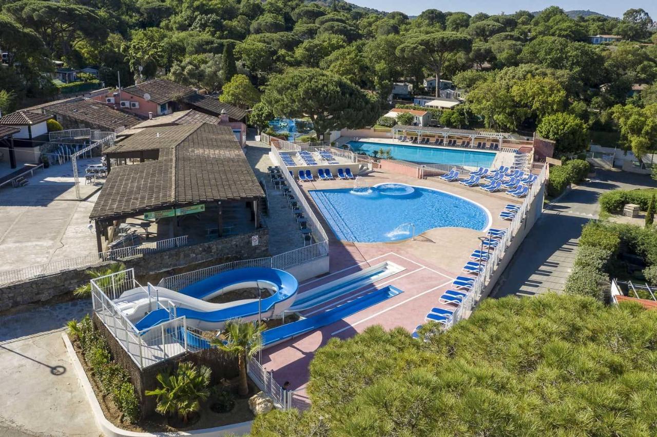 Bungalow Luxe 3 Chambres Surplombant Le Golf De St Tropez Gassin Kültér fotó